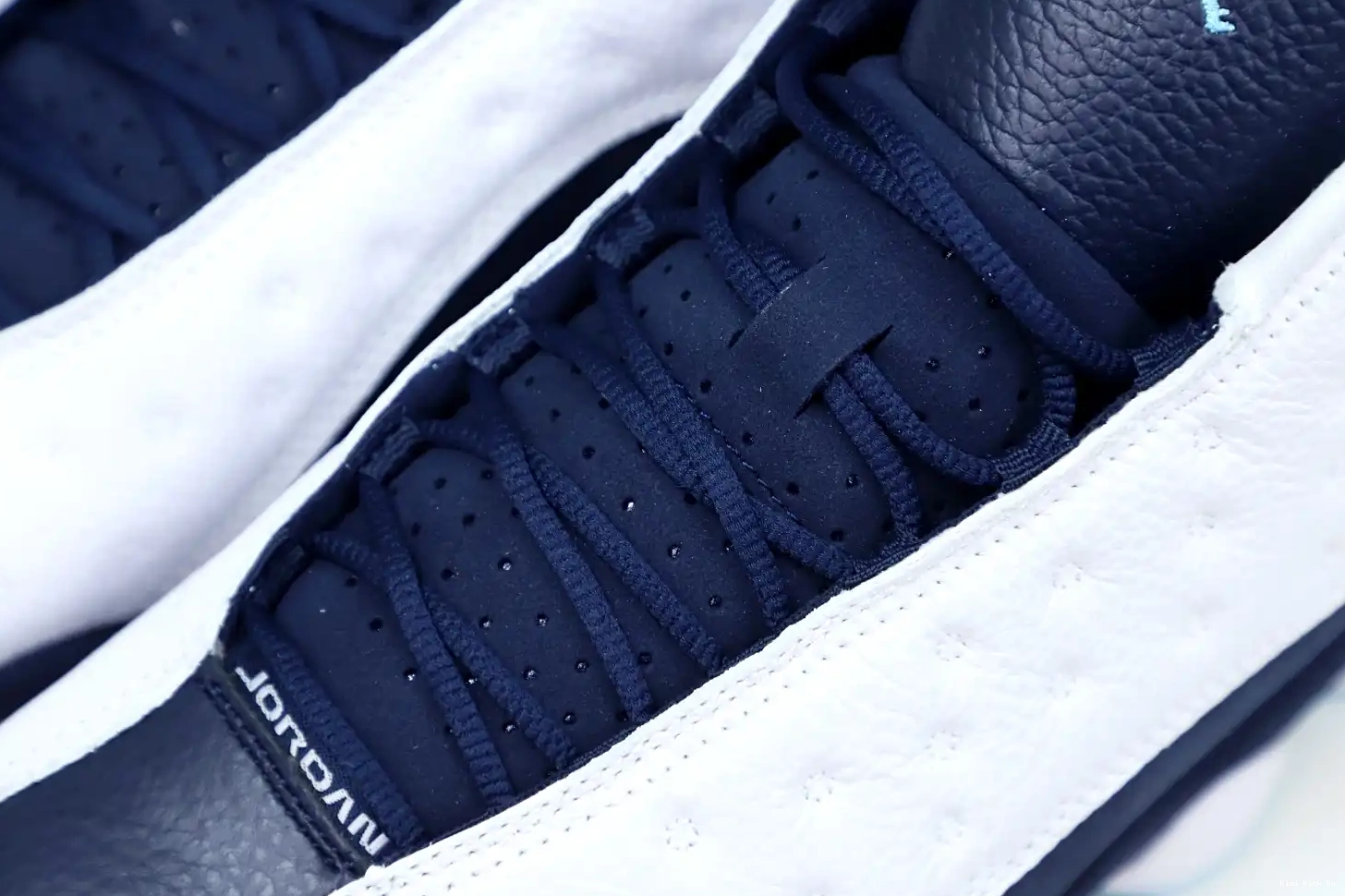 Kimikick BLUE POWDER AIR OBSIDIAN RETRO JORDAN WHITE 13 414571-144 0427